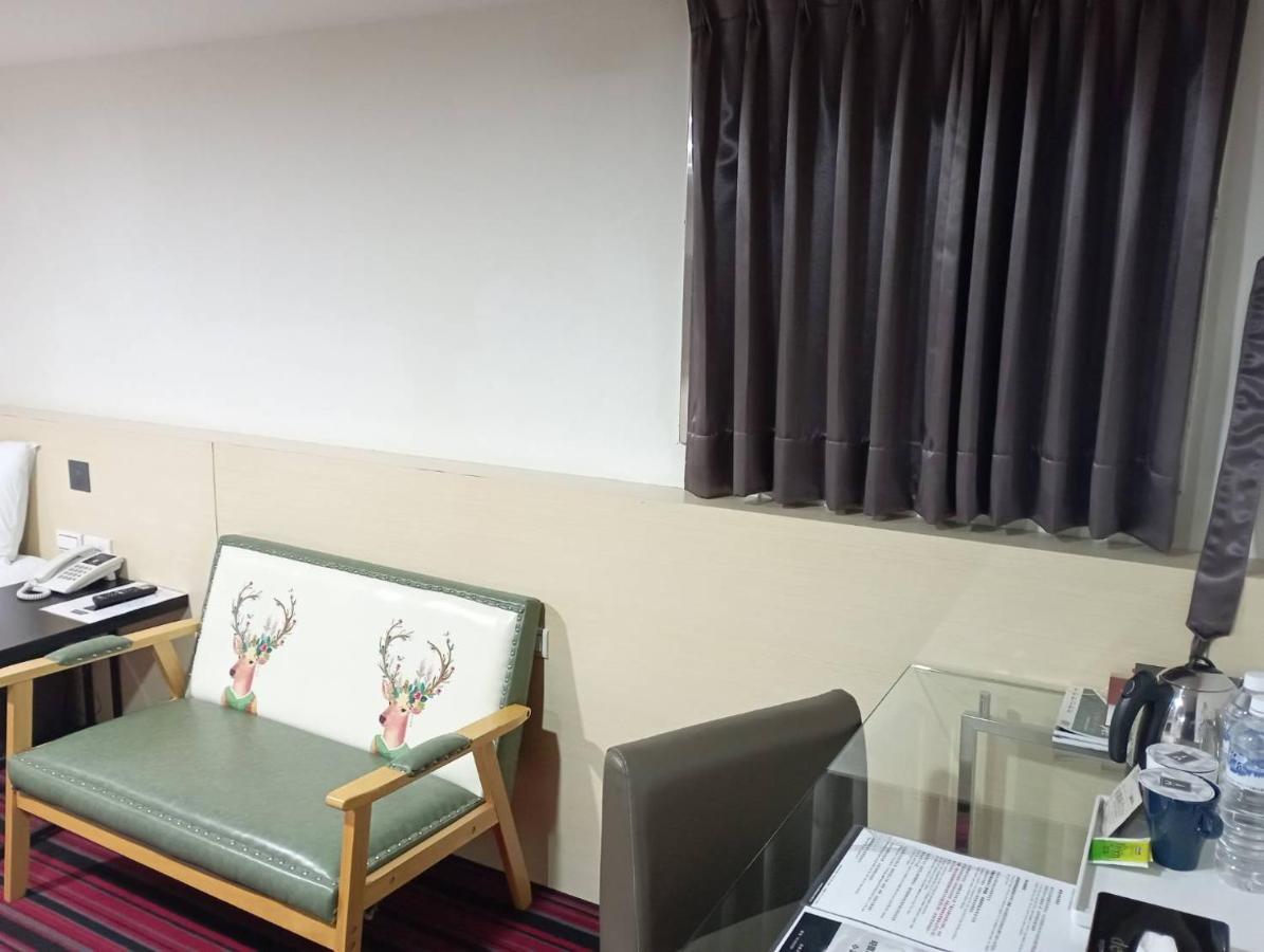 De Reve Express Hotel Csiaji Kültér fotó