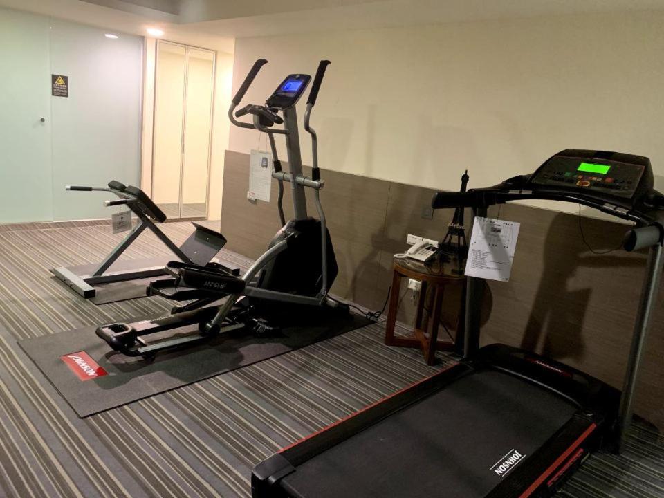 De Reve Express Hotel Csiaji Kültér fotó